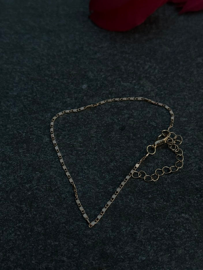 Sleek Minimalist Chain