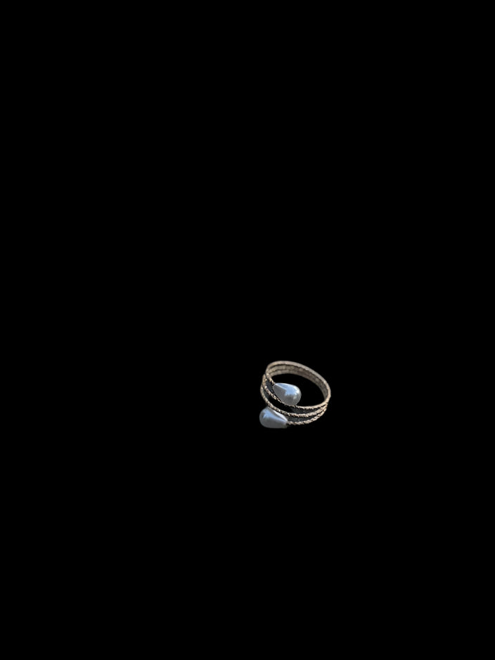 Elegance Twirl Ring
